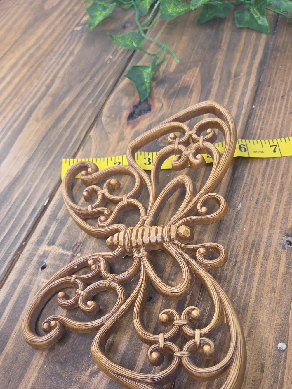 Home Interior Design. Vintage. Faux Wood. Butterfly Wall Decor Trio. Like New.